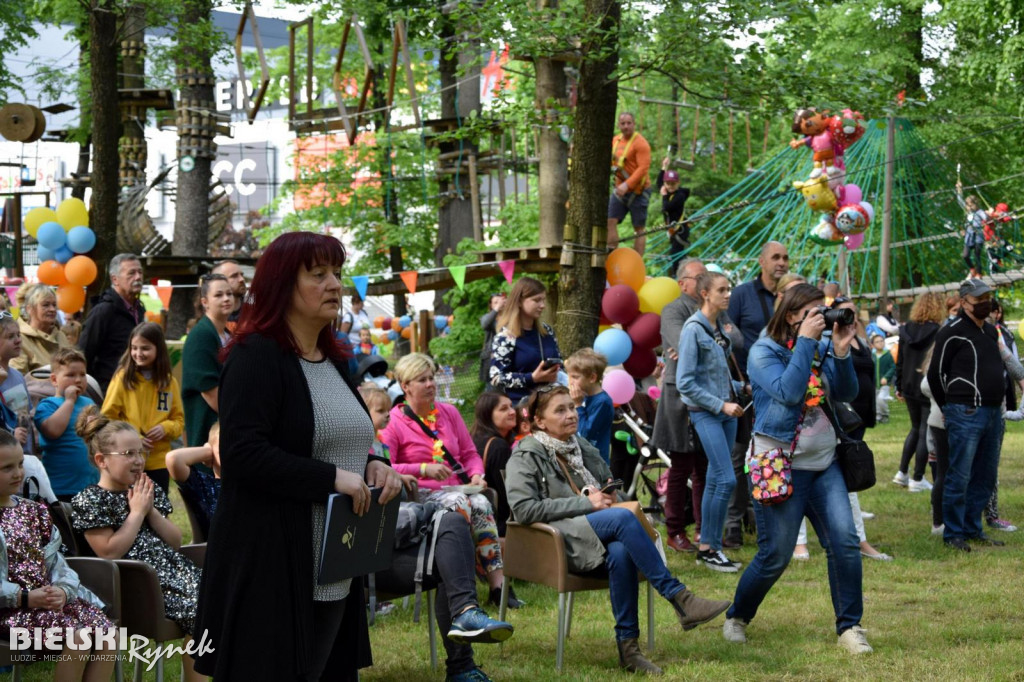 Piknik Hawajski w Parku Linowym