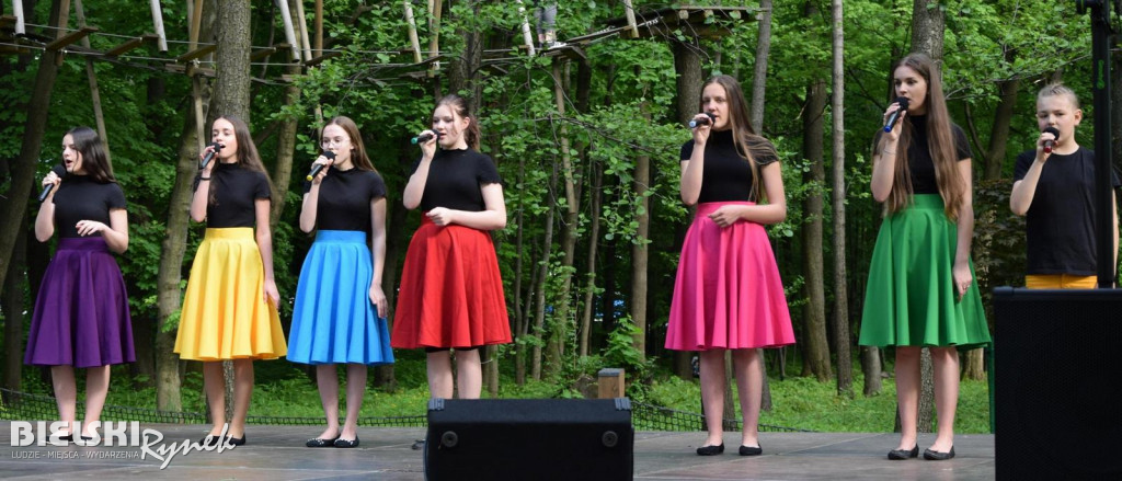 Piknik Hawajski w Parku Linowym