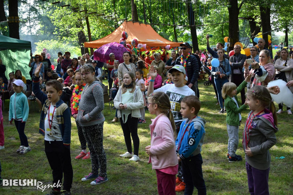Piknik Hawajski w Parku Linowym