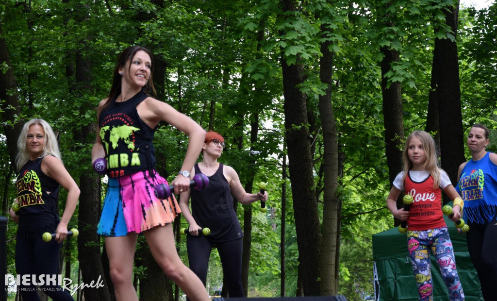 Piknik Hawajski w Parku Linowym
