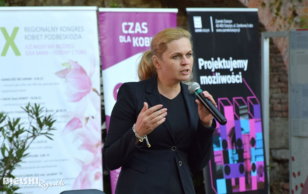 Świat (bez) kobiet - debata na temat praw kobiet
