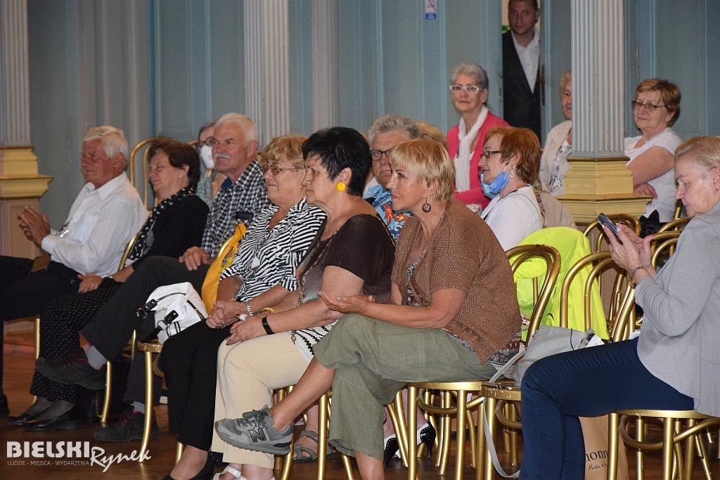 Seniorki z Bielska-Białej na pokazie mody