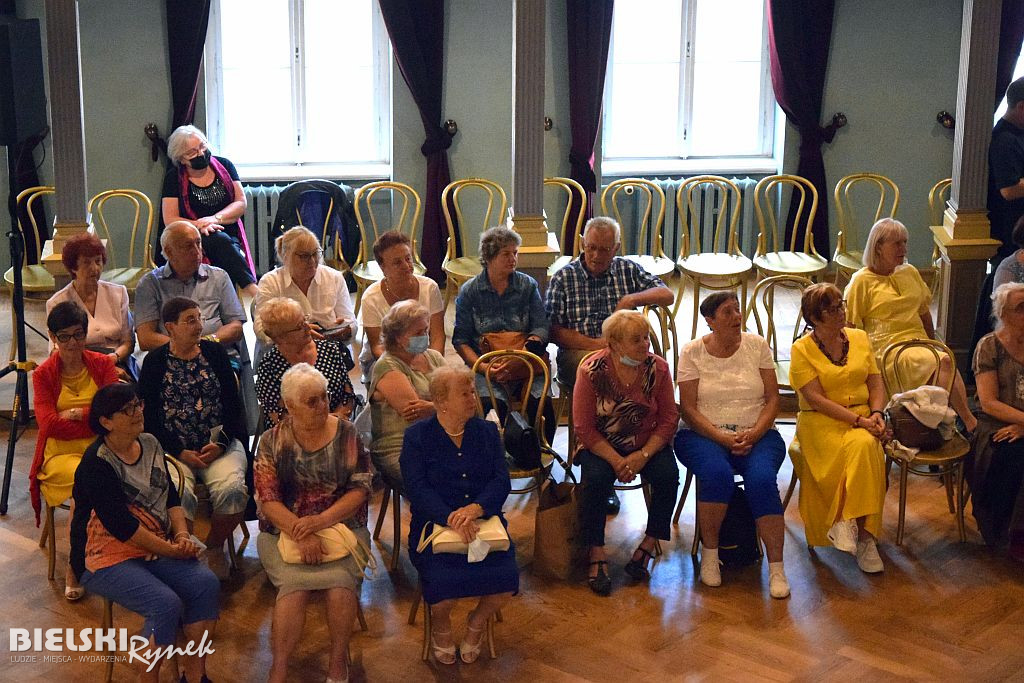 Seniorki z Bielska-Białej na pokazie mody