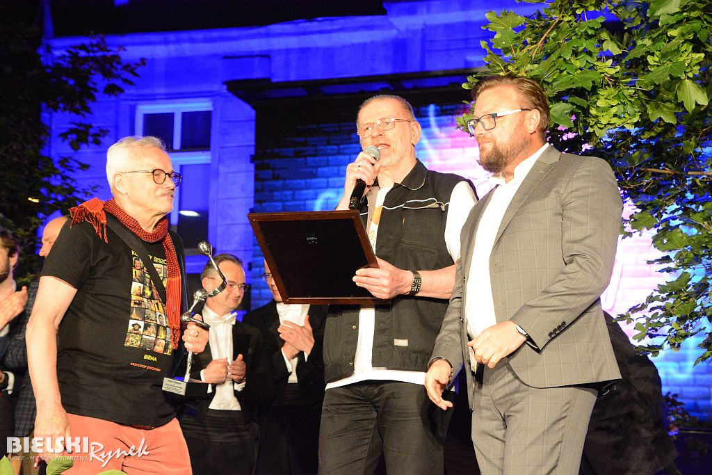 Na ławeczce z Bohdanem Smoleniem