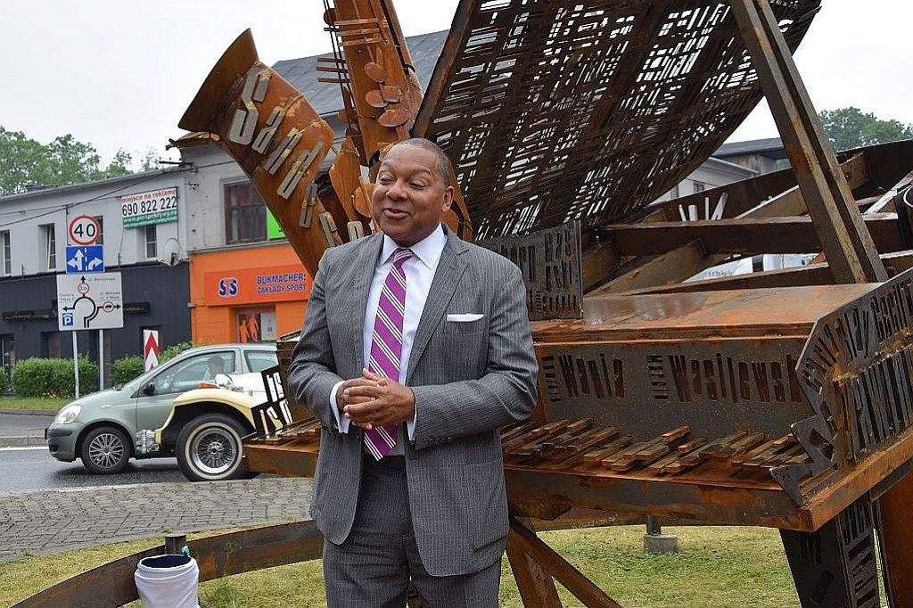 Wynton Marsalis oficjalnie otworzył rondo Bielskiego Jazzu