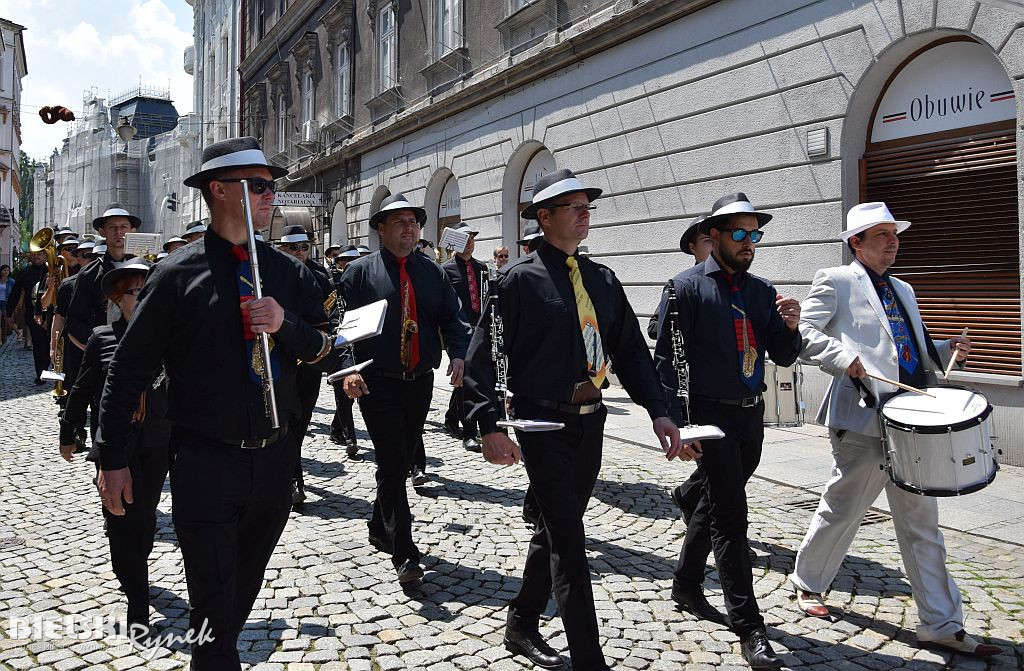 Parada Nowoorleańska przeszła ulicami Bielska-Białej