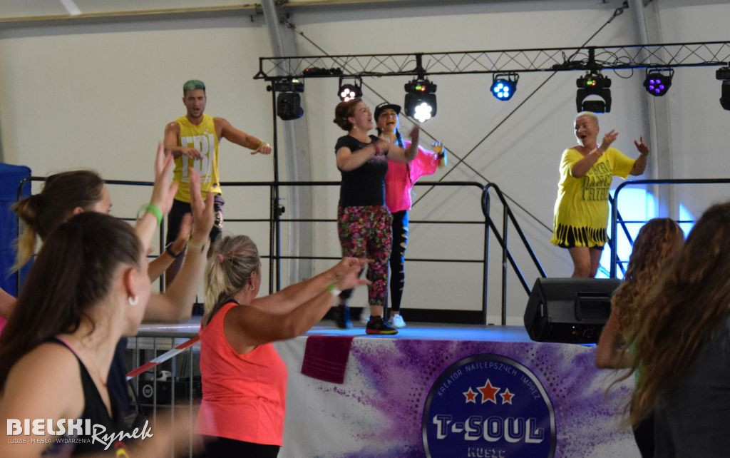 Charytatywny Maraton Zumby w parku Słowackiego
