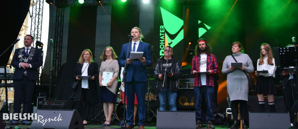 BBohaterki i BBohaterowie czasu pandemii