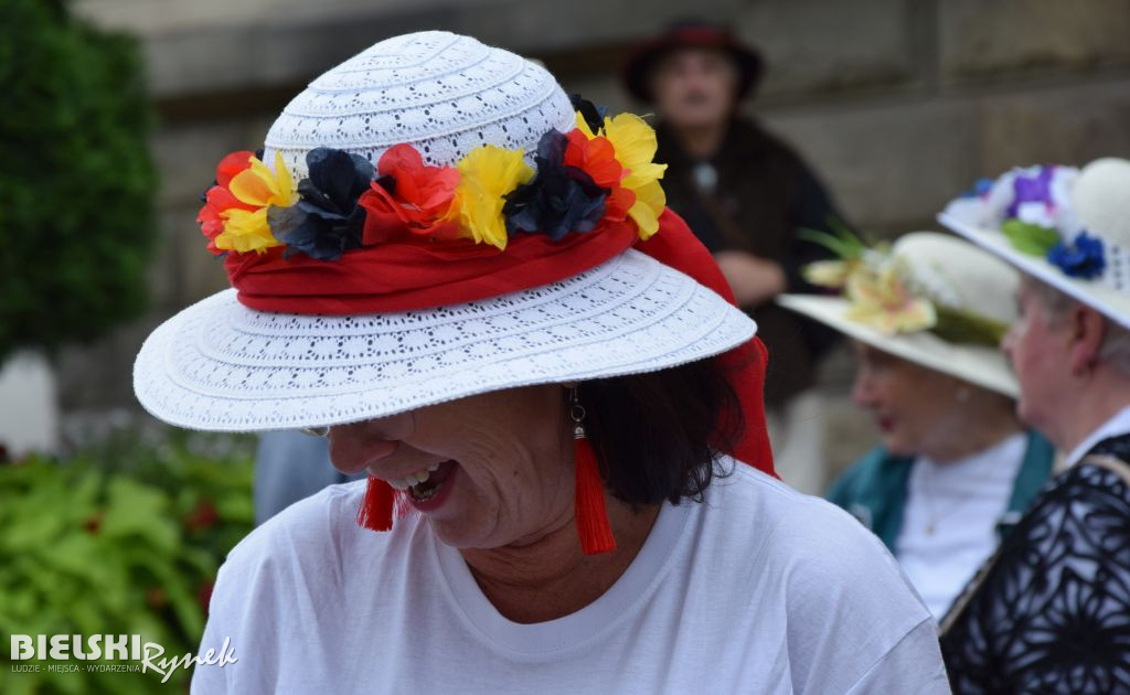Parada Kapeluszy bielskich Seniorów
