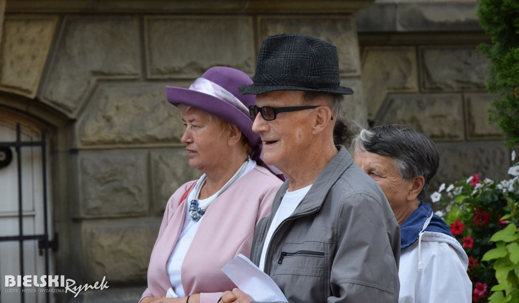 Parada Kapeluszy bielskich Seniorów