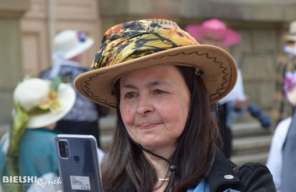 Parada Kapeluszy bielskich Seniorów