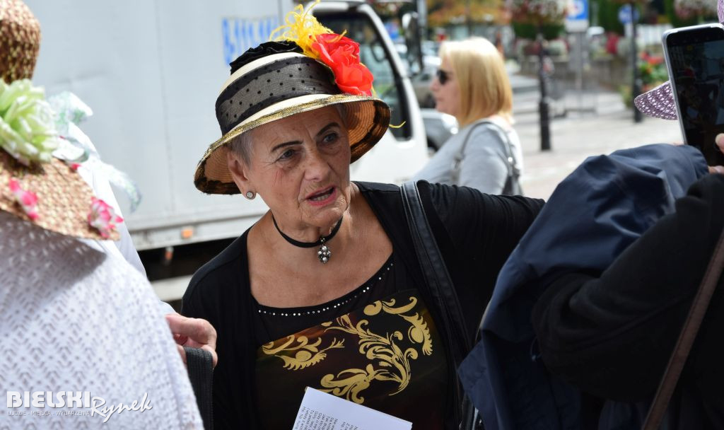 Parada Kapeluszy bielskich Seniorów