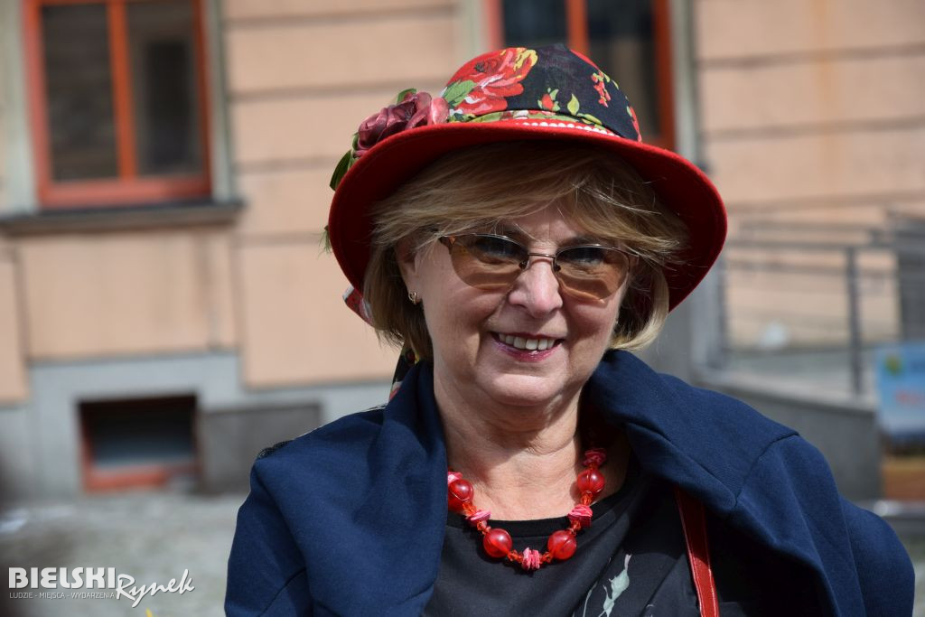 Parada Kapeluszy bielskich Seniorów