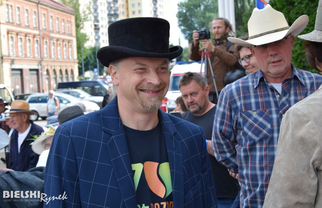 Parada Kapeluszy bielskich Seniorów