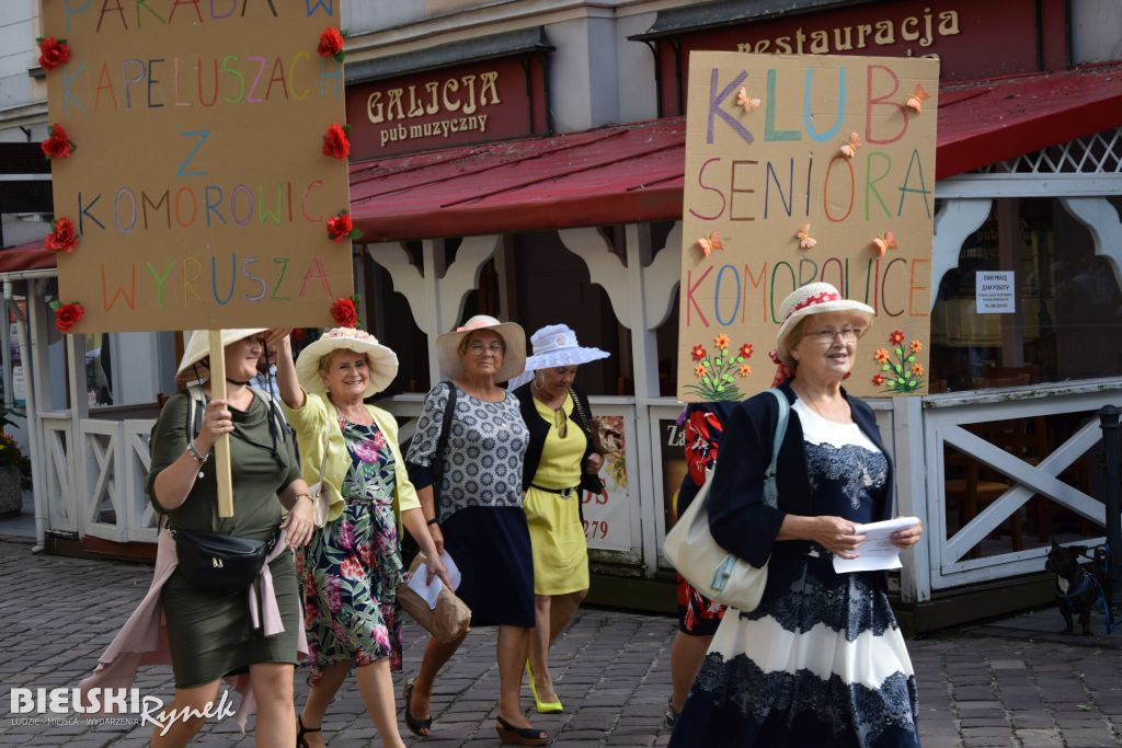 Parada Kapeluszy bielskich Seniorów