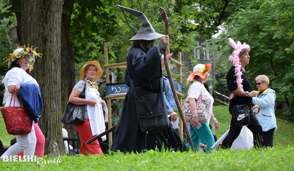Parada Kapeluszy bielskich Seniorów