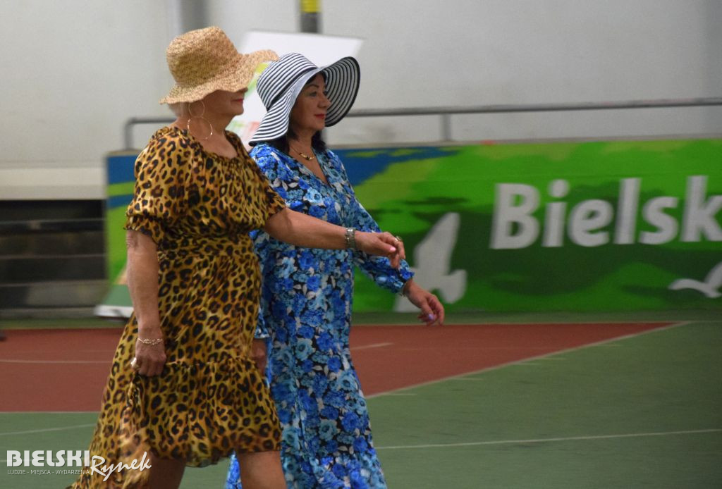 Parada Kapeluszy bielskich Seniorów