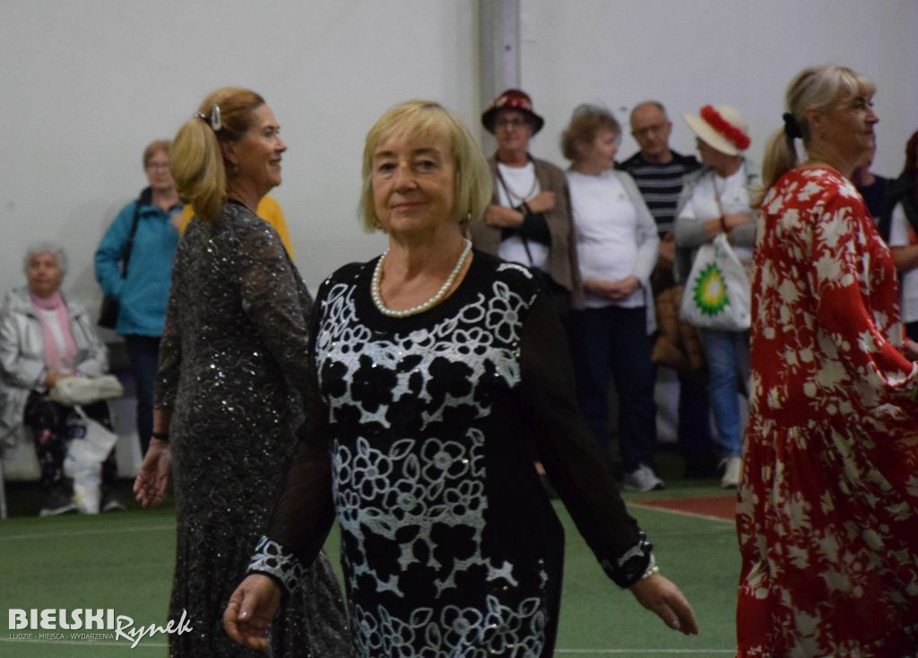 Parada Kapeluszy bielskich Seniorów