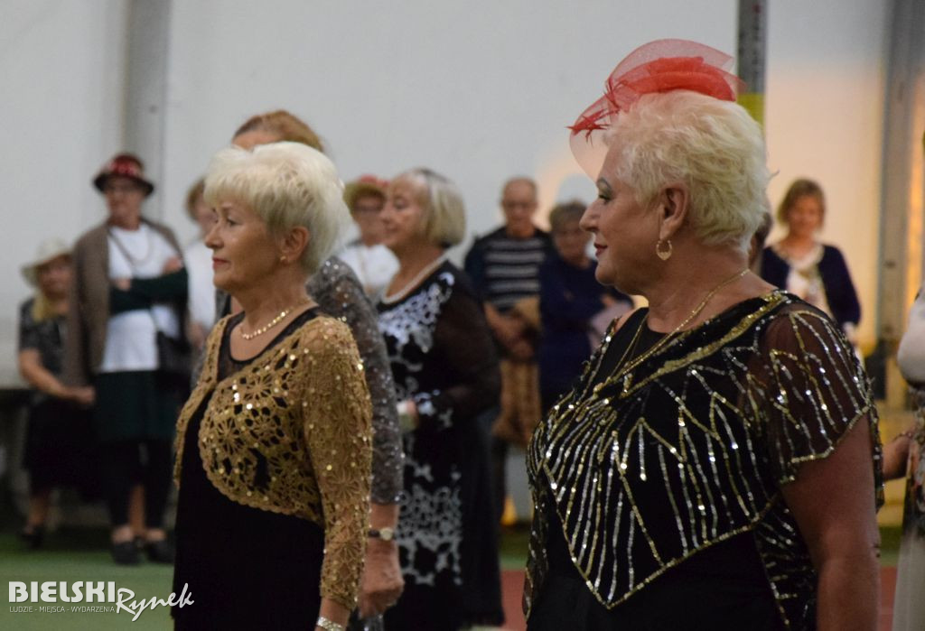 Parada Kapeluszy bielskich Seniorów