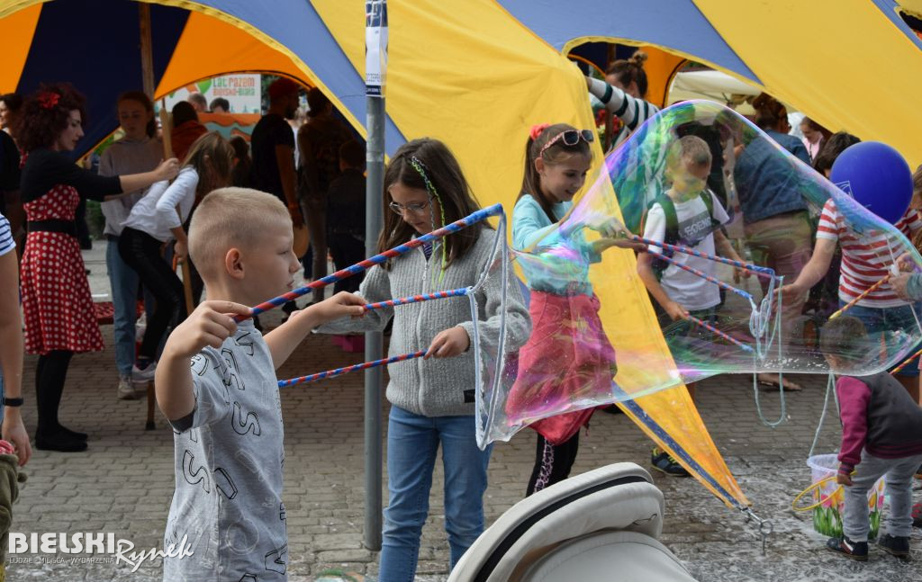 Raj dla najmłodszych na Jarmarku w Białej