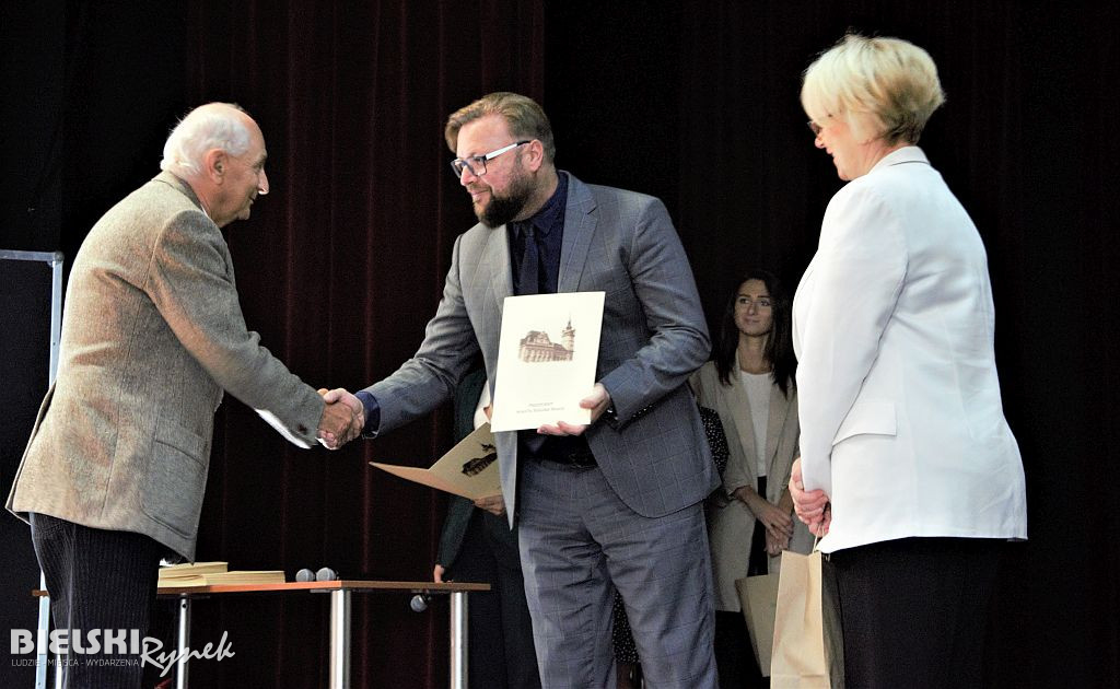 Konkurs artystyczny dla bielskich Seniorów