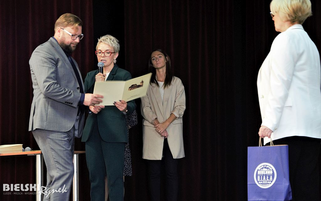 Konkurs artystyczny dla bielskich Seniorów