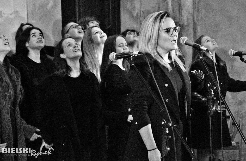 Koncert zaduszkowy na cmentarzu żydowskim