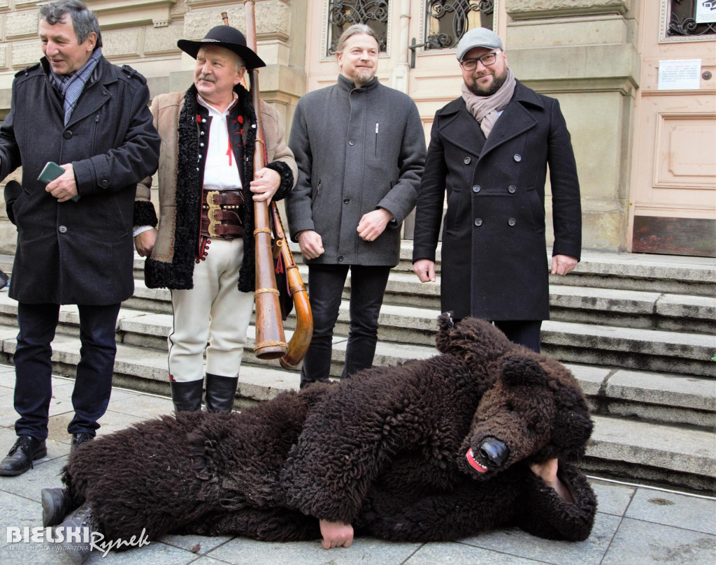 Barwny korowód kolędników na ulicach Bielska-Białej