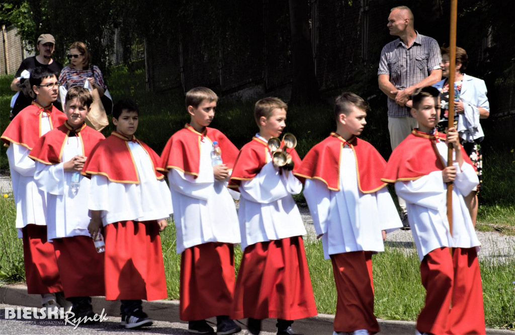 Procesja Bożego Ciała w parafii NSPJ w Bielsku-Białej