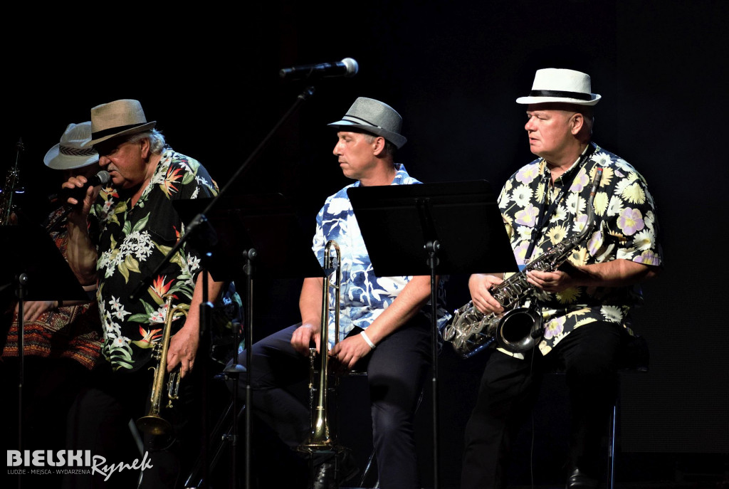 Jerry Brass Band na niepogodę