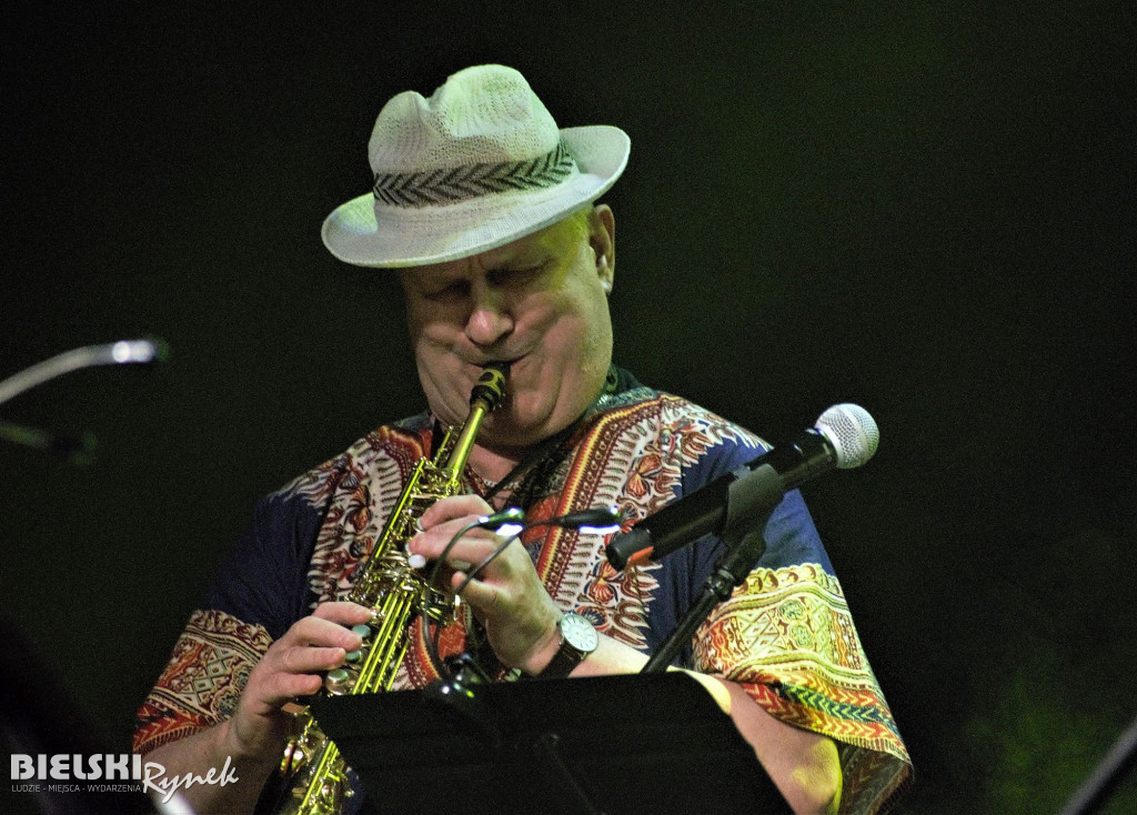 Jerry Brass Band na niepogodę