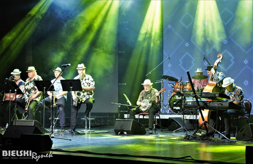 Jerry Brass Band na niepogodę