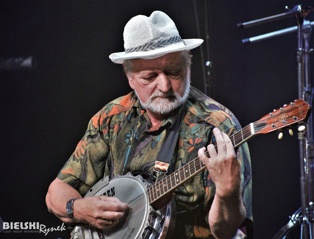 Jerry Brass Band na niepogodę