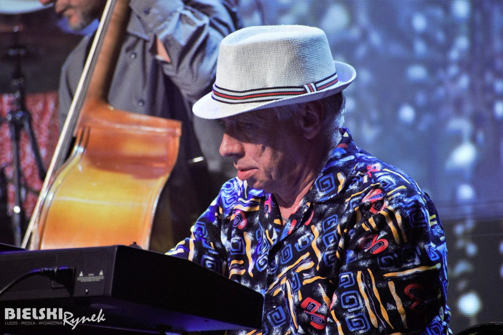 Jerry Brass Band na niepogodę