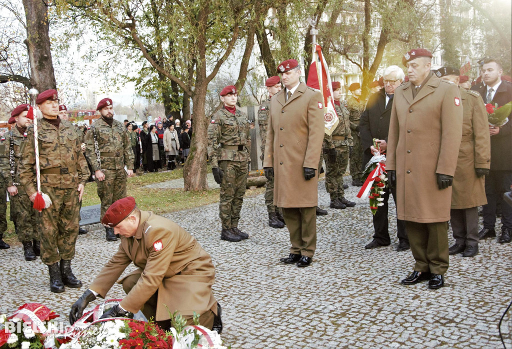 Cmentarz Wojskowy - 104. rocznica odzyskania Niepodległości