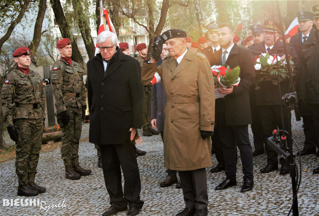 Cmentarz Wojskowy - 104. rocznica odzyskania Niepodległości