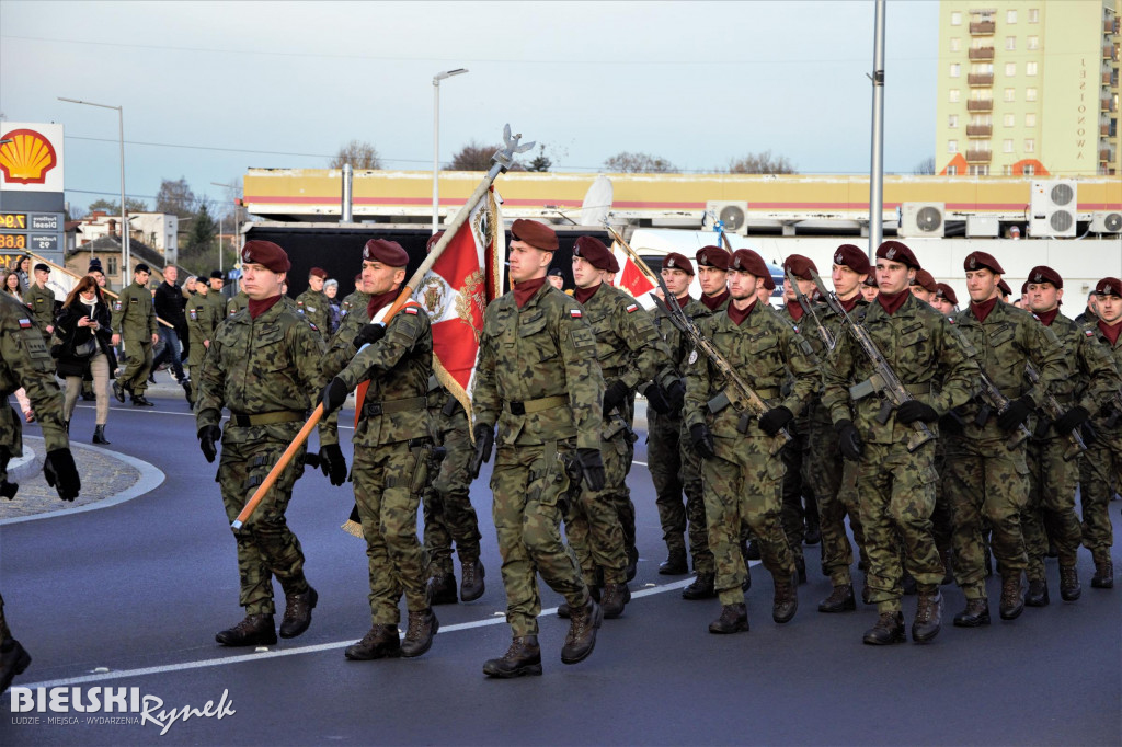 Cmentarz Wojskowy - 104. rocznica odzyskania Niepodległości