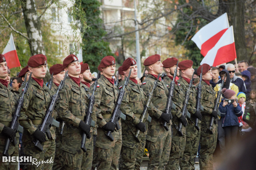 Cmentarz Wojskowy - 104. rocznica odzyskania Niepodległości