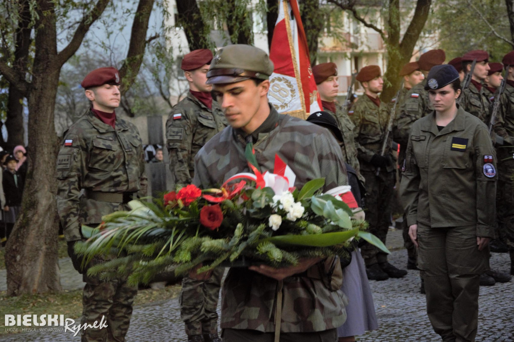 Cmentarz Wojskowy - 104. rocznica odzyskania Niepodległości