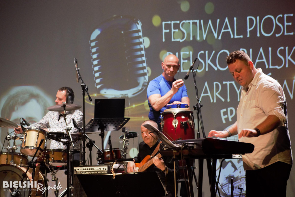 Laureaci Festiwalu Piosenek Bielsko-Bialskich Artystów