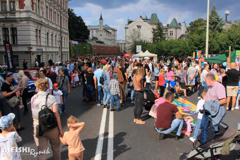 Piknik z kFIATem Domów Kultury.