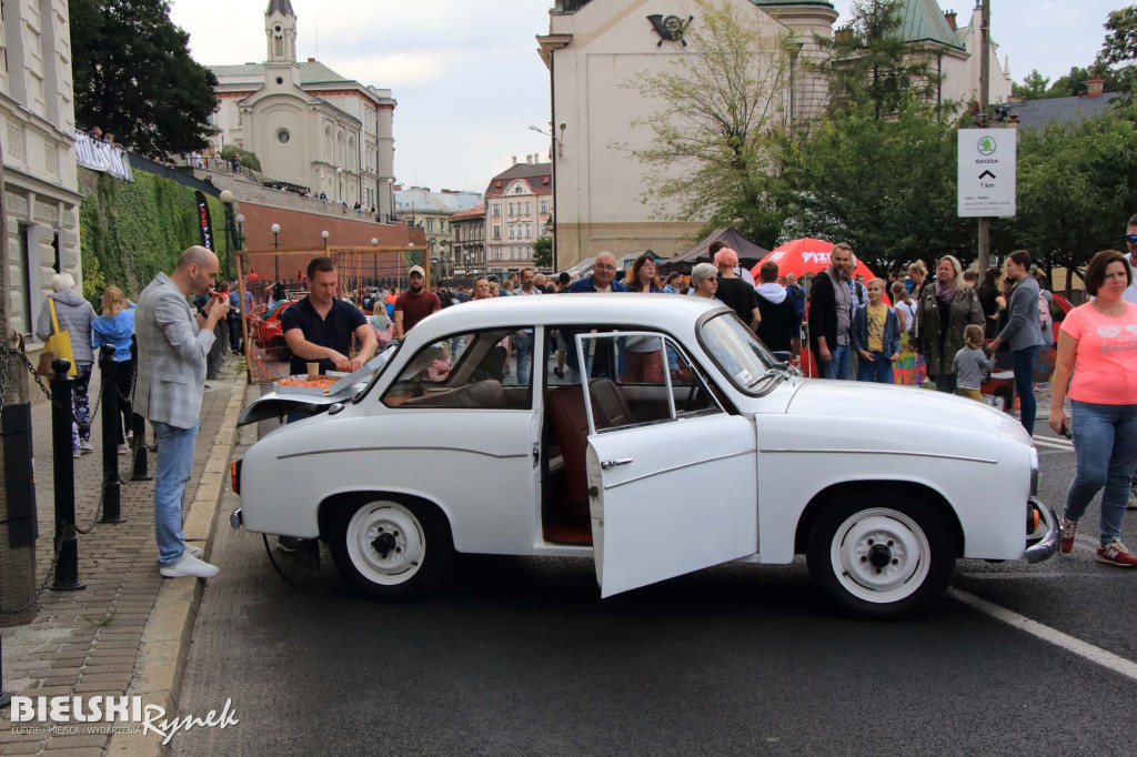 Piknik z kFIATem Domów Kultury.