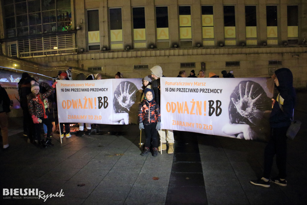„Zjarajmy To Zło” - pomarańczowy marsz przeciwko przemocy