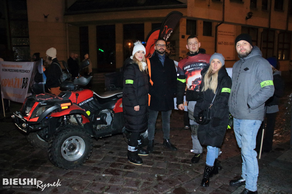 „Zjarajmy To Zło” - pomarańczowy marsz przeciwko przemocy