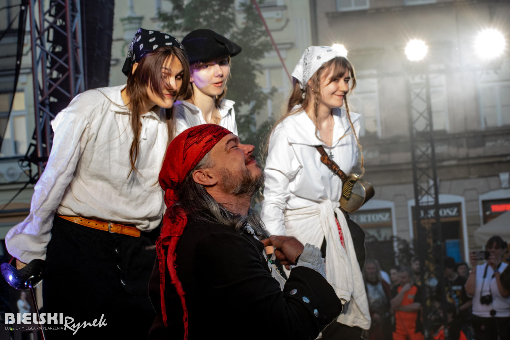 Koncert muzyki filmowej w asyście grup rekonstrukcyjnych