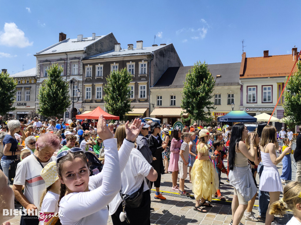 Młodzi mieszkańcy Bielska-Białej otrzymali klucz do miasta
