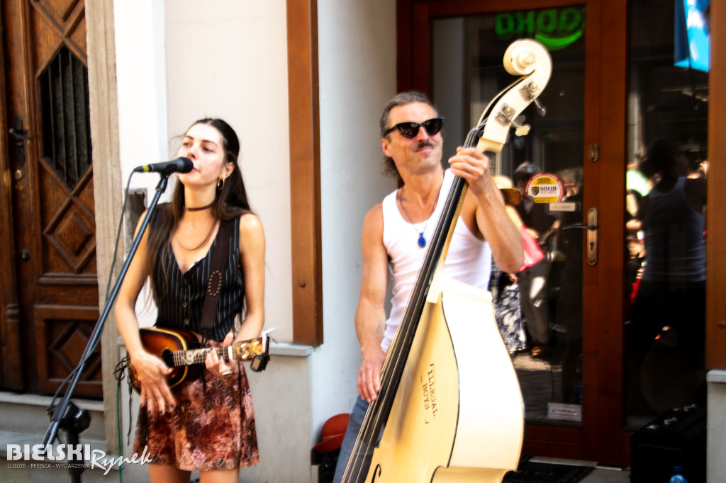 Parada Nowoorleańska w swingowych tradycjach jazzu
