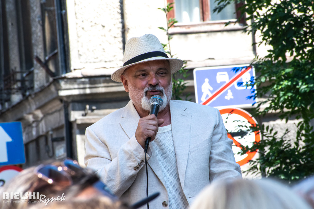 Parada Nowoorleańska w swingowych tradycjach jazzu