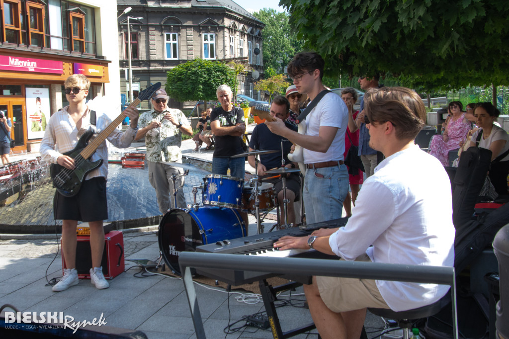 Parada Nowoorleańska w swingowych tradycjach jazzu
