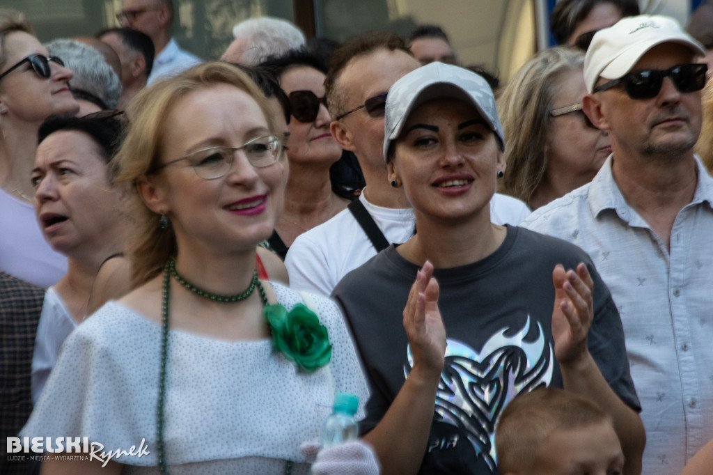 Parada Nowoorleańska w swingowych tradycjach jazzu